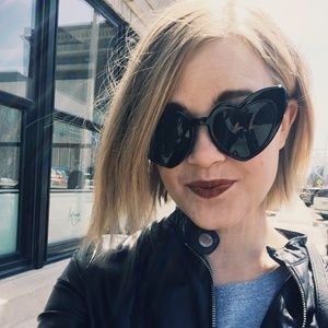 Meet your Posher, Kelly